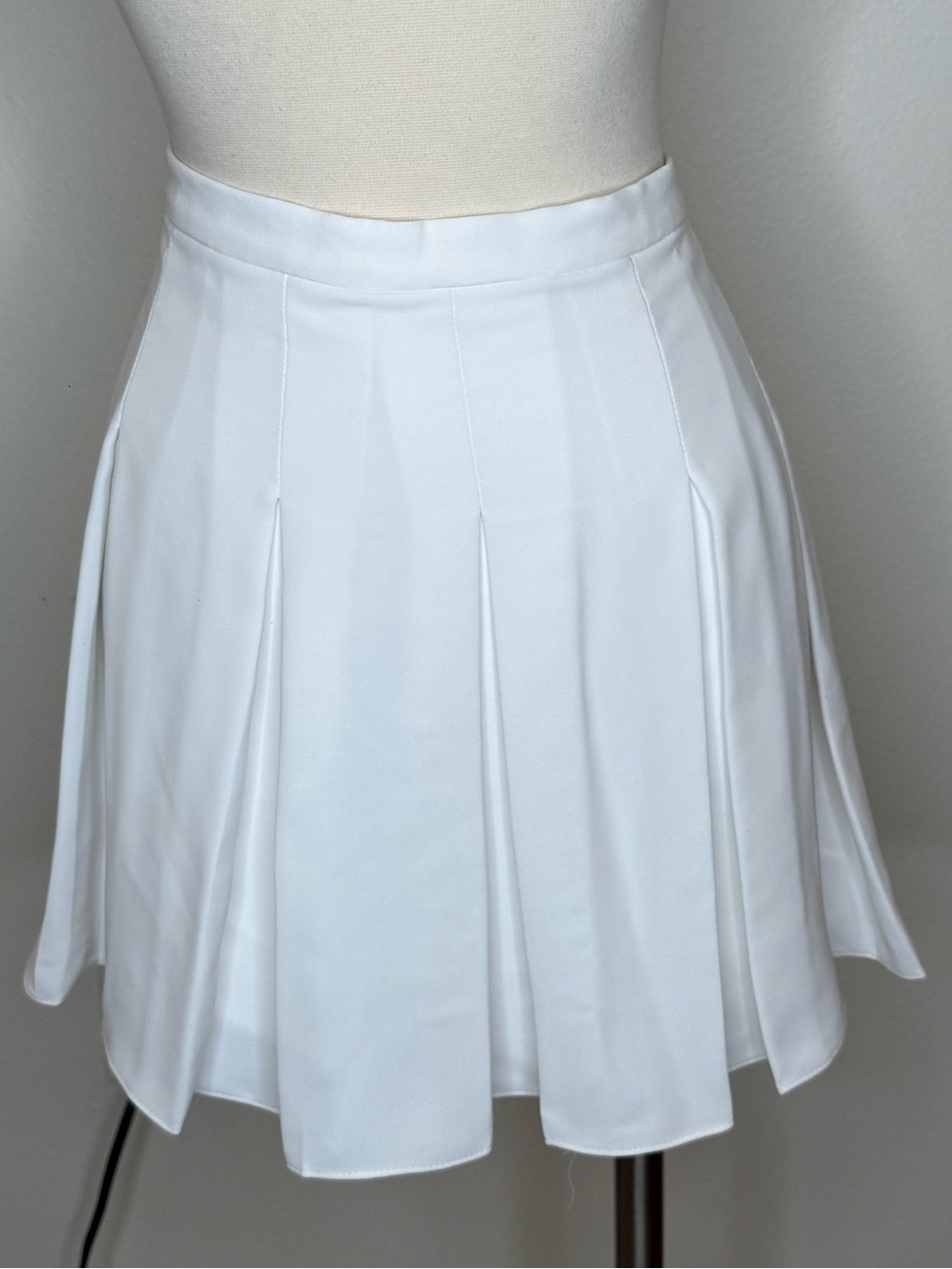Amanda Uprichard White Circle Skirt